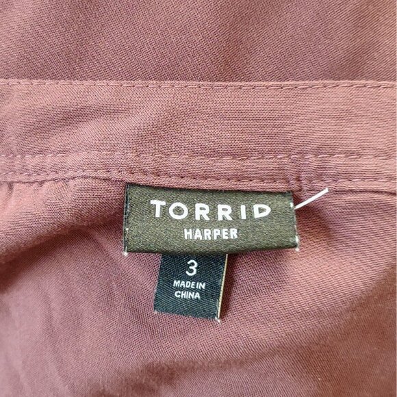 Torrid Harper Blouse Burgundy Womens Size 3 22/24 3X Pockets Tab Sleeves - Picture 5 of 7